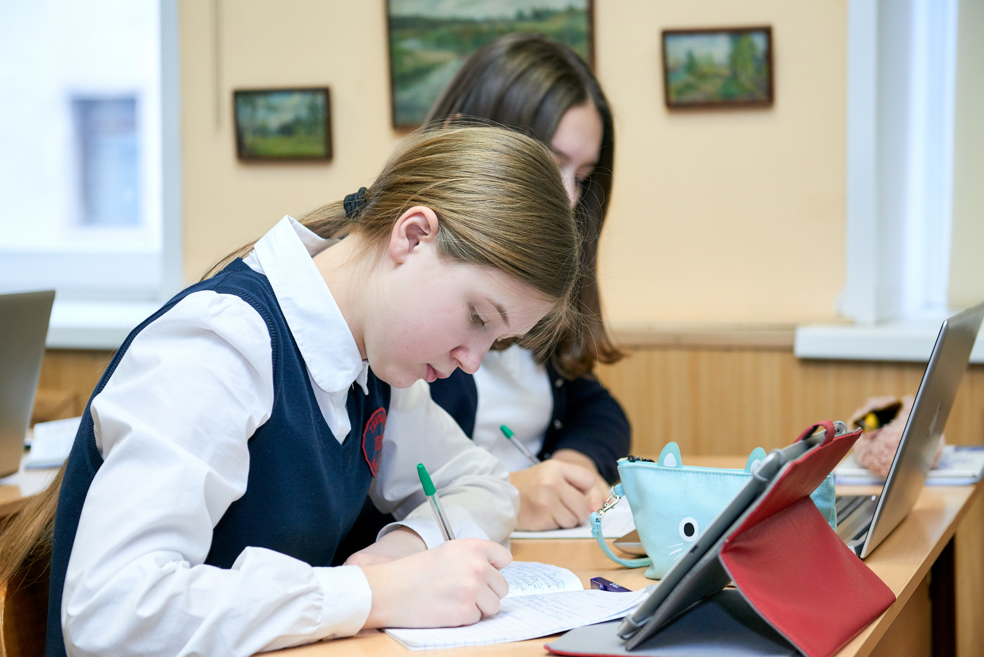 Более 730 млн рублей направило дополнительно Правительство на создание новых мест в школах