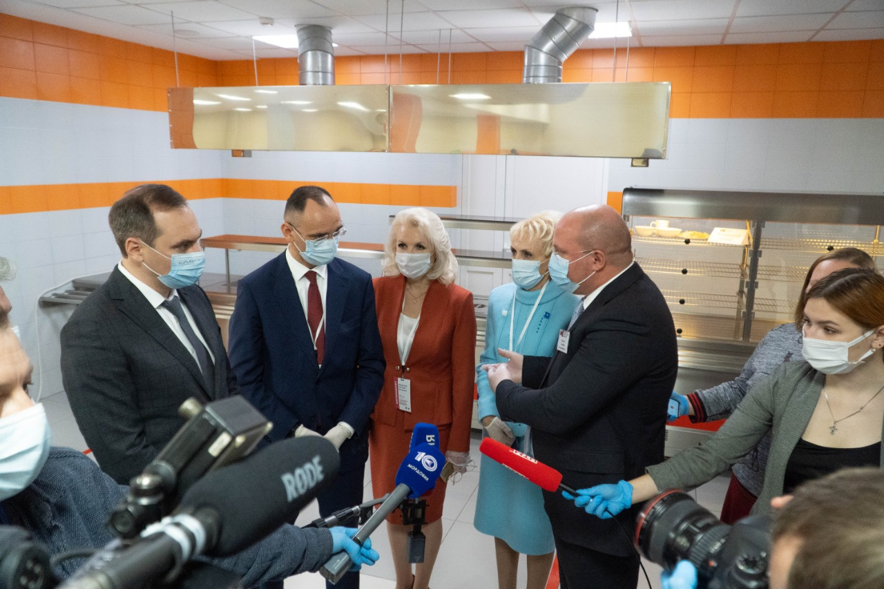 Минпросвещения России положительно оценило опыт Республики Мордовия по обеспечению школьников горячим питанием